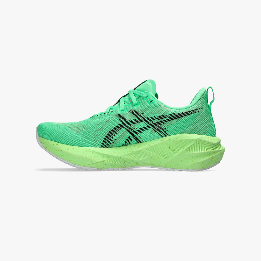 Asics Novablast 5 Black/Green