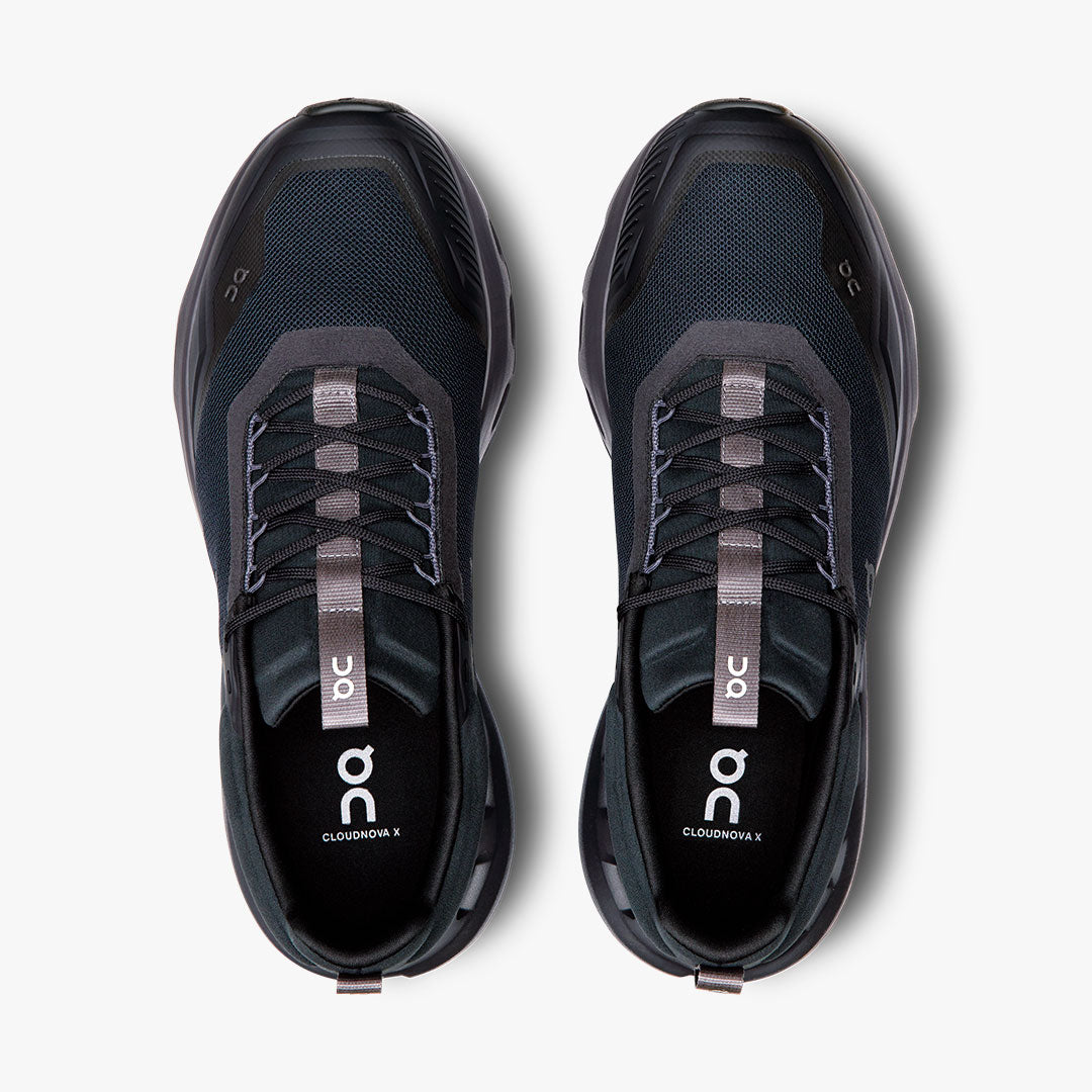 ON CLOUDNOVA X BLACK/BLACK