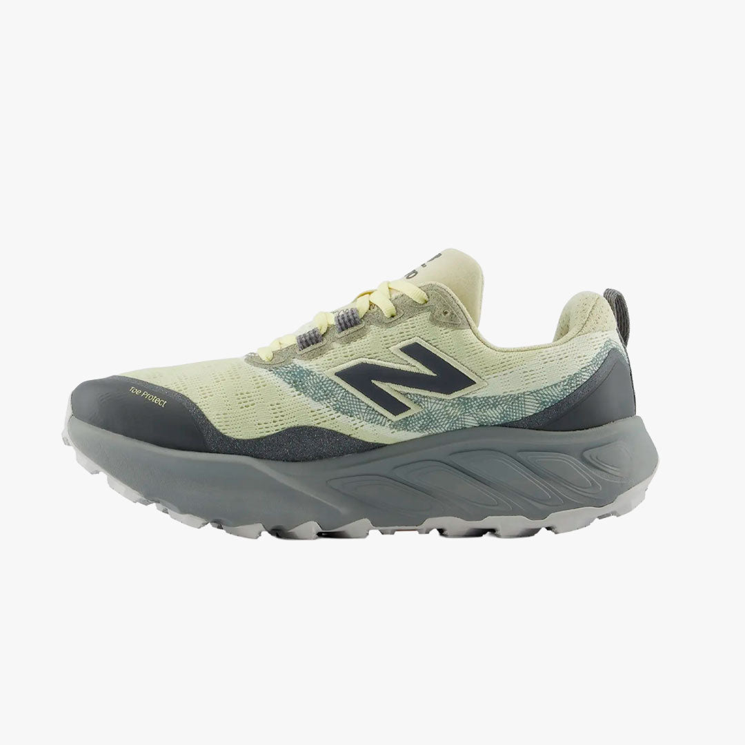 New Balance Hierro V9 Morel/Magnet