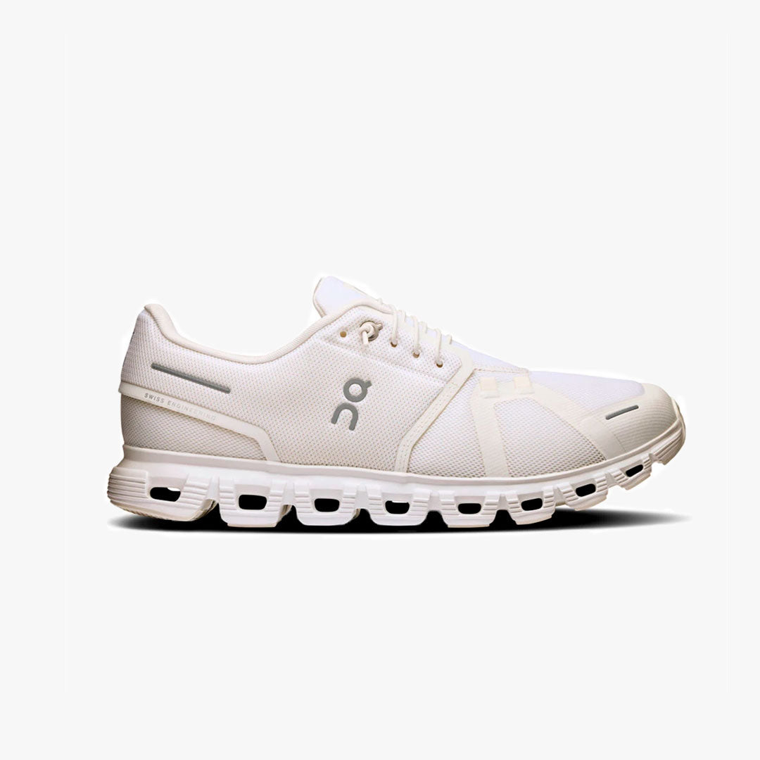 On Cloud 6 Wide White/White