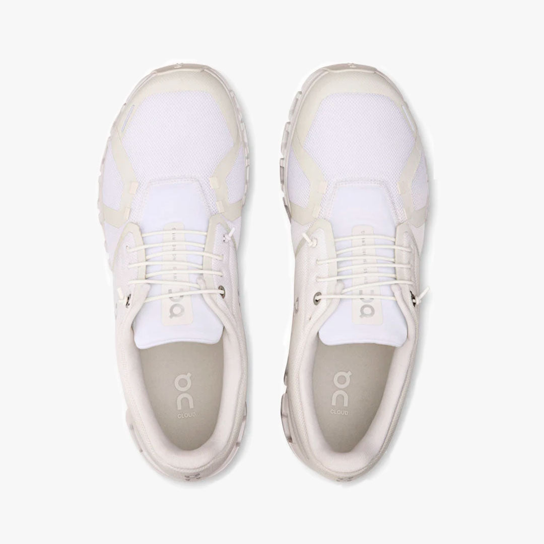 On Cloud 6 Wide White/White