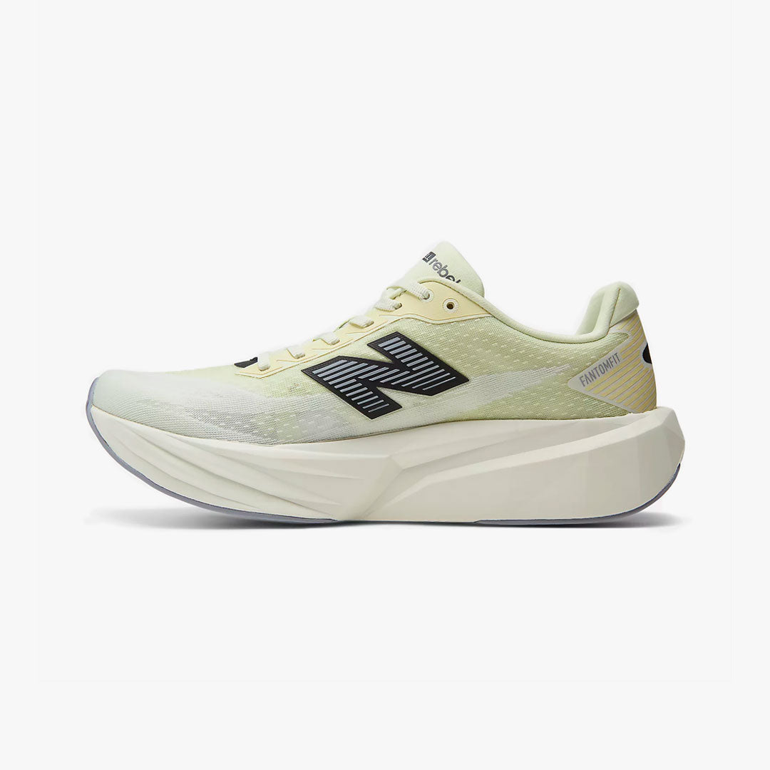 New Balance FuelCell Rebel v5 Pistacho Butter