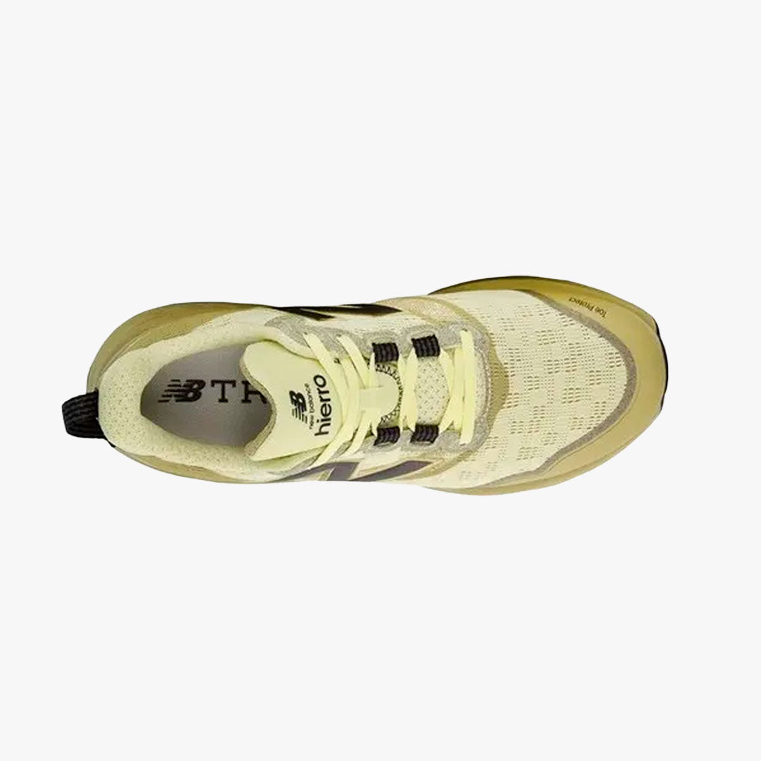 New Balance Hierro V9 Beige