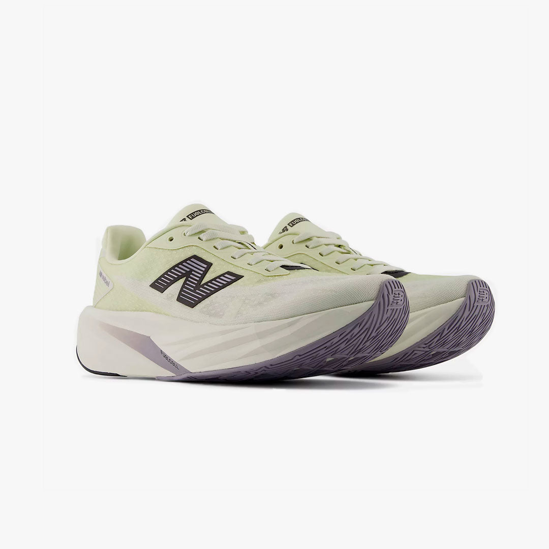 New Balance FuelCell Rebel v5 W Pistacho Butter