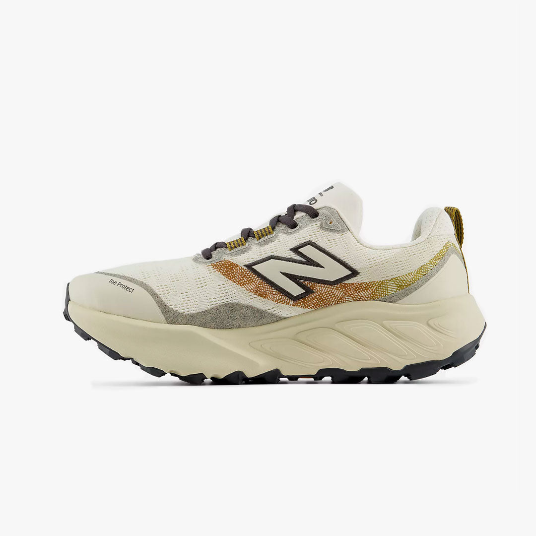 New Balance Hierro V9 Angora