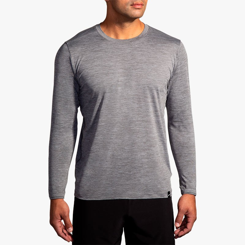 CAMISETA BROOKS LUXE LONG SLEEVE GRIS