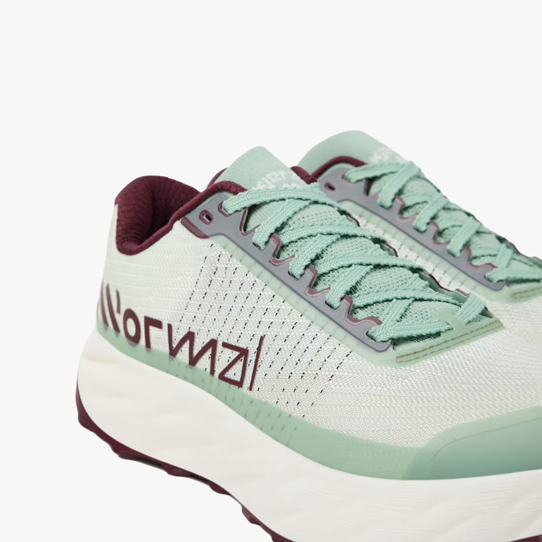 Nnormal Kjerag 2 Green