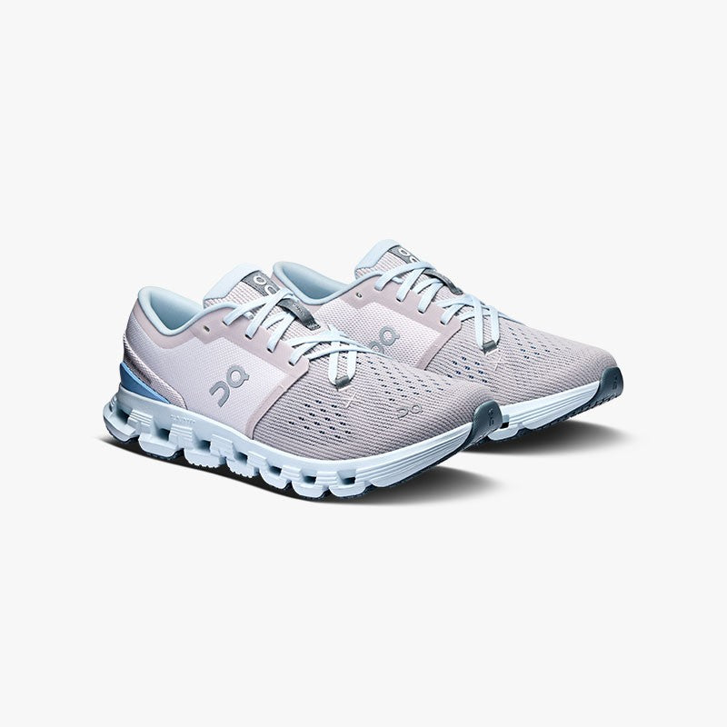 ON CLOUD X 4 W SILVER/CHAMBRAY