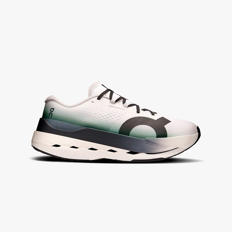 ON CLOUDBOOM MAX WHITE/BLACK