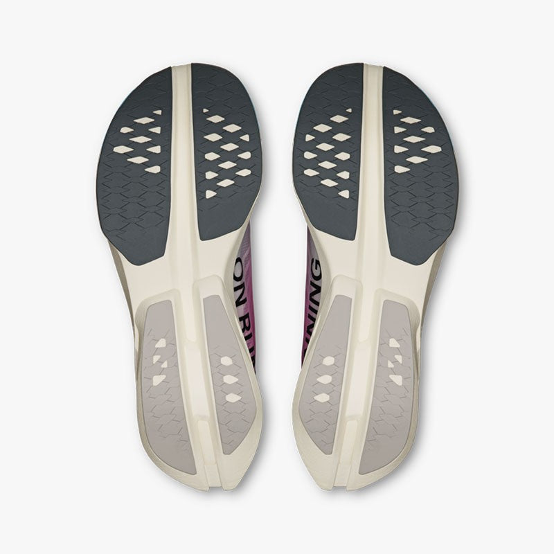 ON CLOUDBOOM STRIKE WHITE/HORIZON