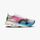 ON CLOUDBOOM STRIKE WHITE/HORIZON